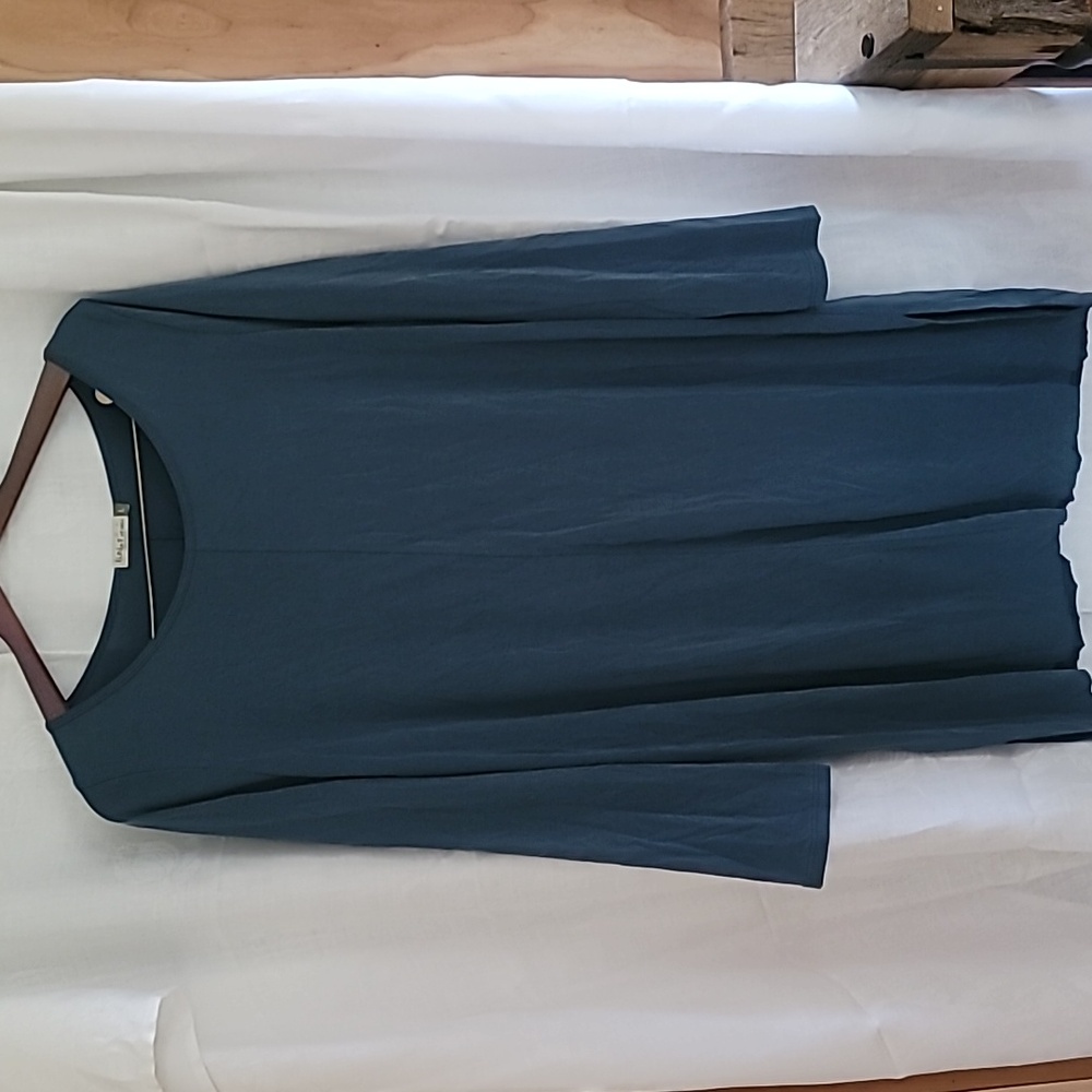 A lightweight tunic top size L